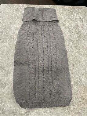 Pet Sweater EUC like new